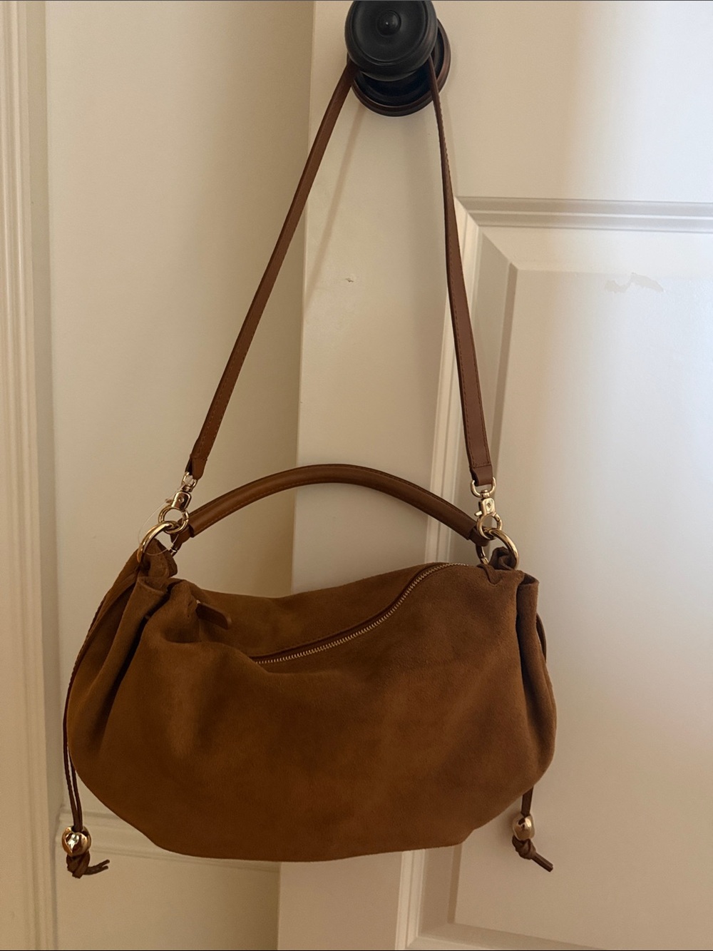 Madewell Suede Hobo Camren Bag in Cognac Brown with Gold Hardware - Picture 4 of 4